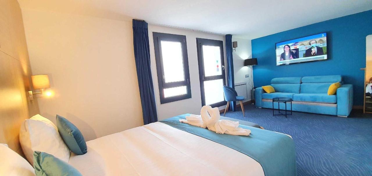 Hotel Du Golf Coignières Esterno foto